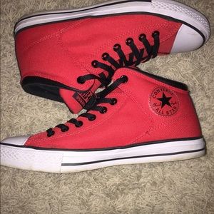 Men’s converse worn once
